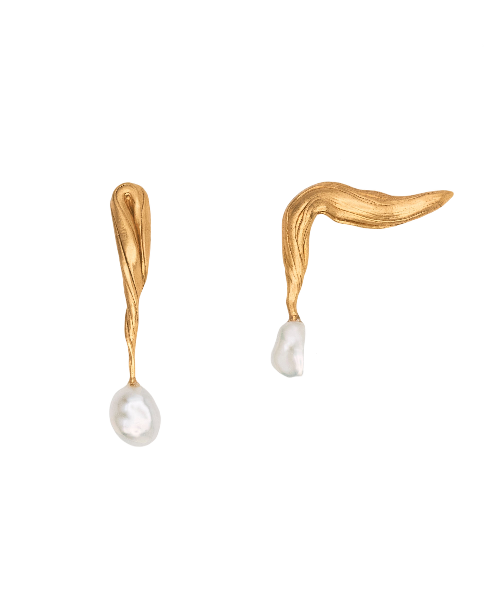 IPE EARRINGS | Women's Earrings - Carolina De Barros - Modalova